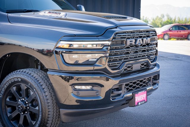 2025 Ram 2500 Laramie photo 4