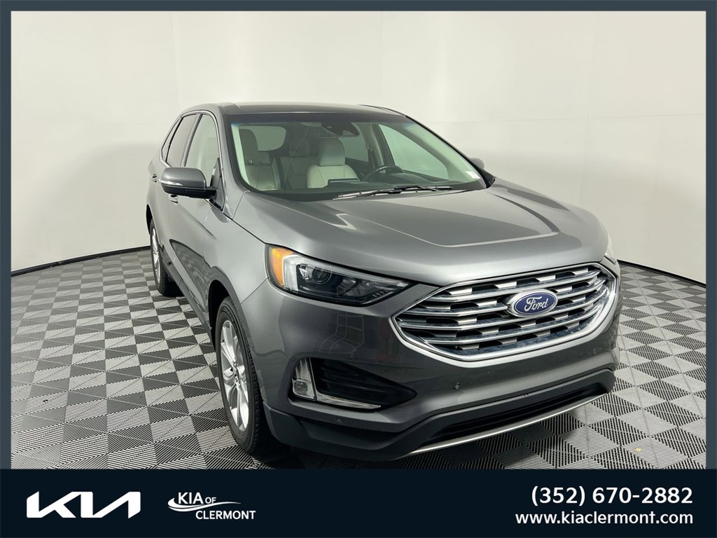 2023 Ford Edge Titanium's photo