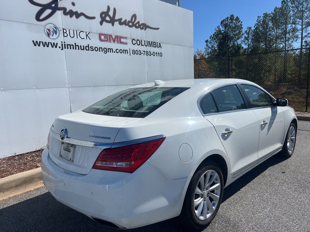 2016 Buick LaCrosse Leather photo 3