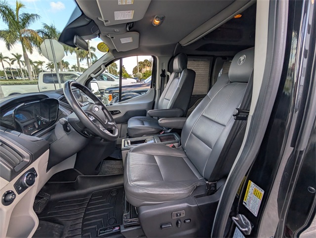 2015 Ford Transit photo 3