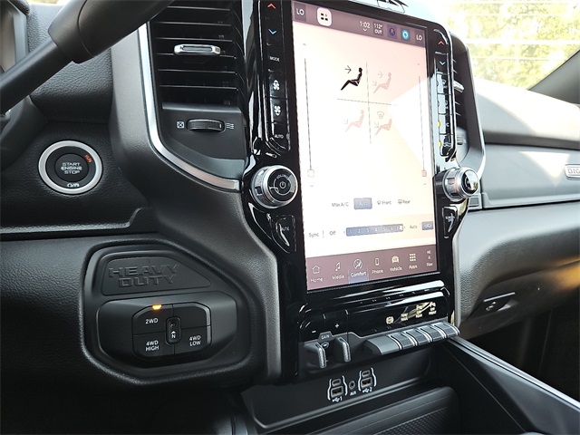 2025 Ram 2500 Big Horn photo 16