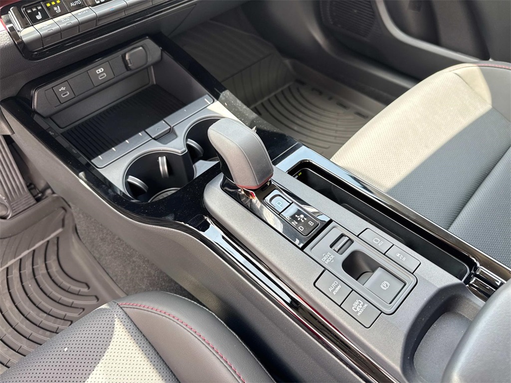 2025 Toyota Prius Plug-in Hybrid XSE Premium photo 16