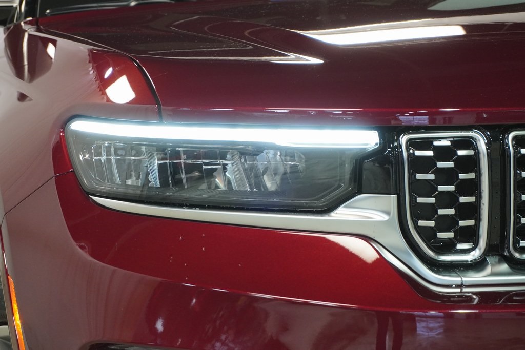 2023 Jeep Grand Cherokee Summit Reserve 4xe photo 3