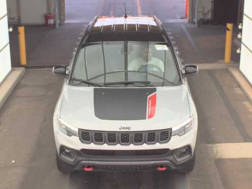 Used 2025 Jeep Compass Trailhawk with VIN 3C4NJDDN8ST531291 for sale in Kansas City