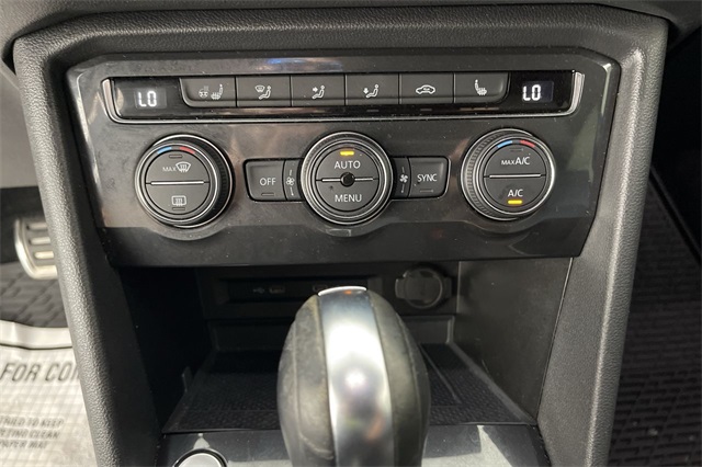 2021 Volkswagen Tiguan SEL Premium R-Line photo 35