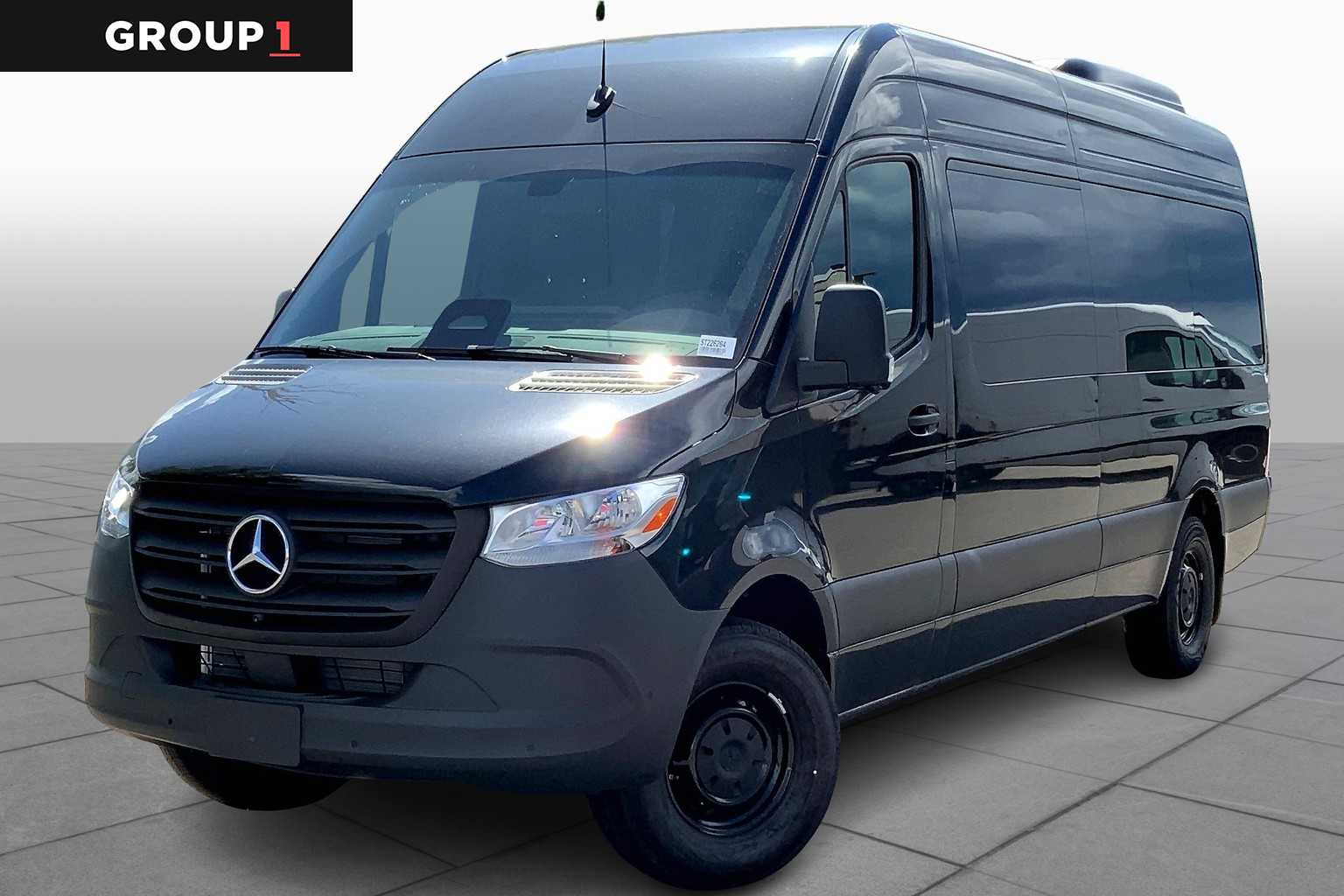 2025 Mercedes-Benz Sprinter Passenger Van Base's photo