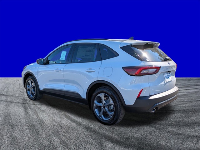 2026 Ford Escape ST-Line photo 3