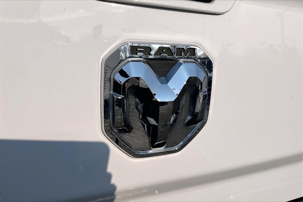 2020 RAM 2500 - Image 6