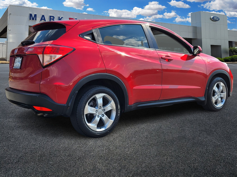 2016 Honda HR-V LX photo 3
