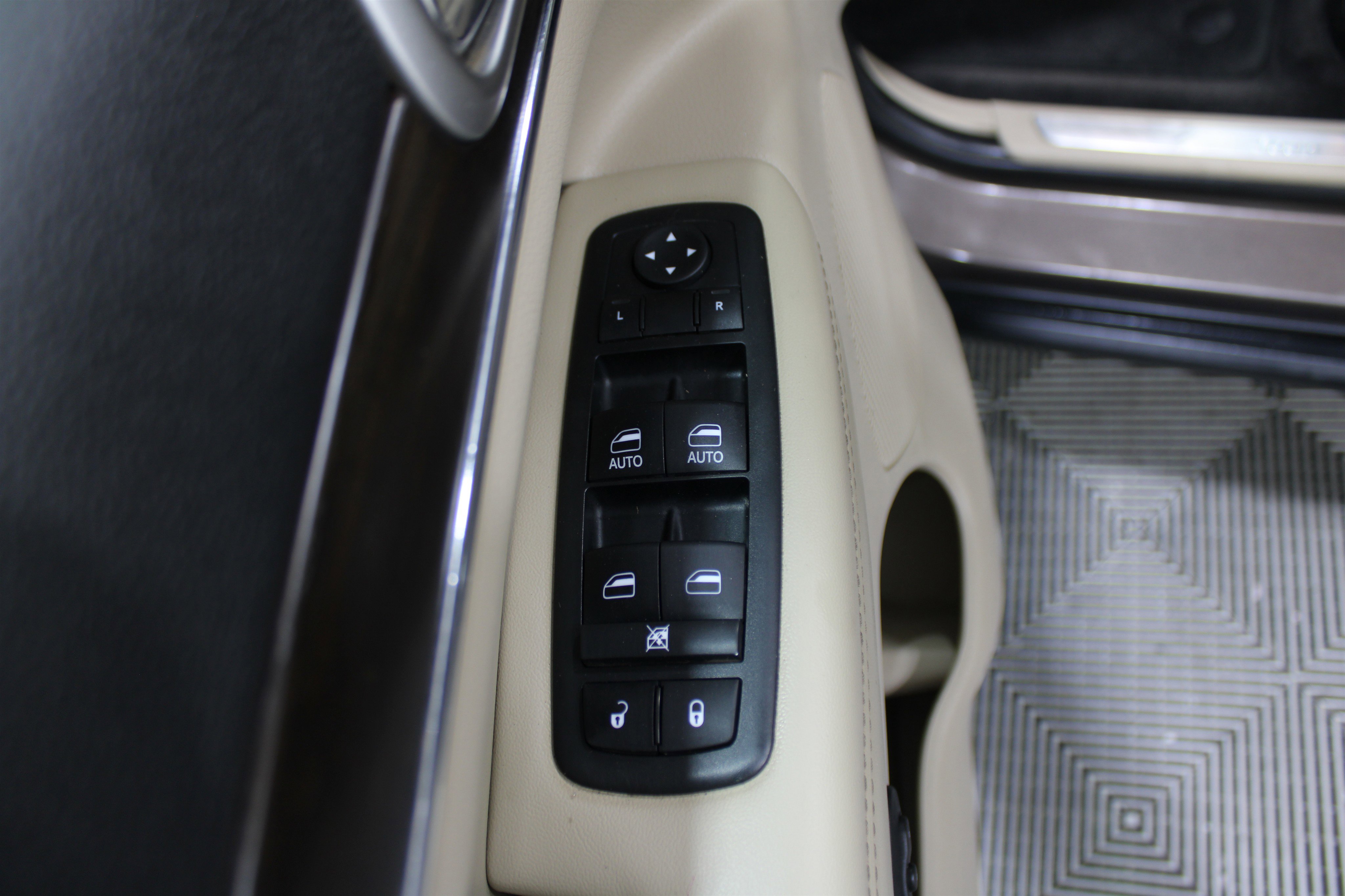 2018 Jeep Grand Cherokee Limited photo 4