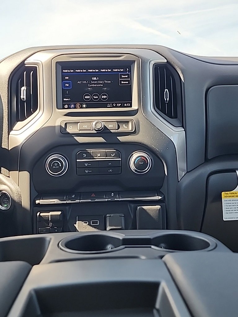 2024 Chevrolet Silverado 2500HD photo 4