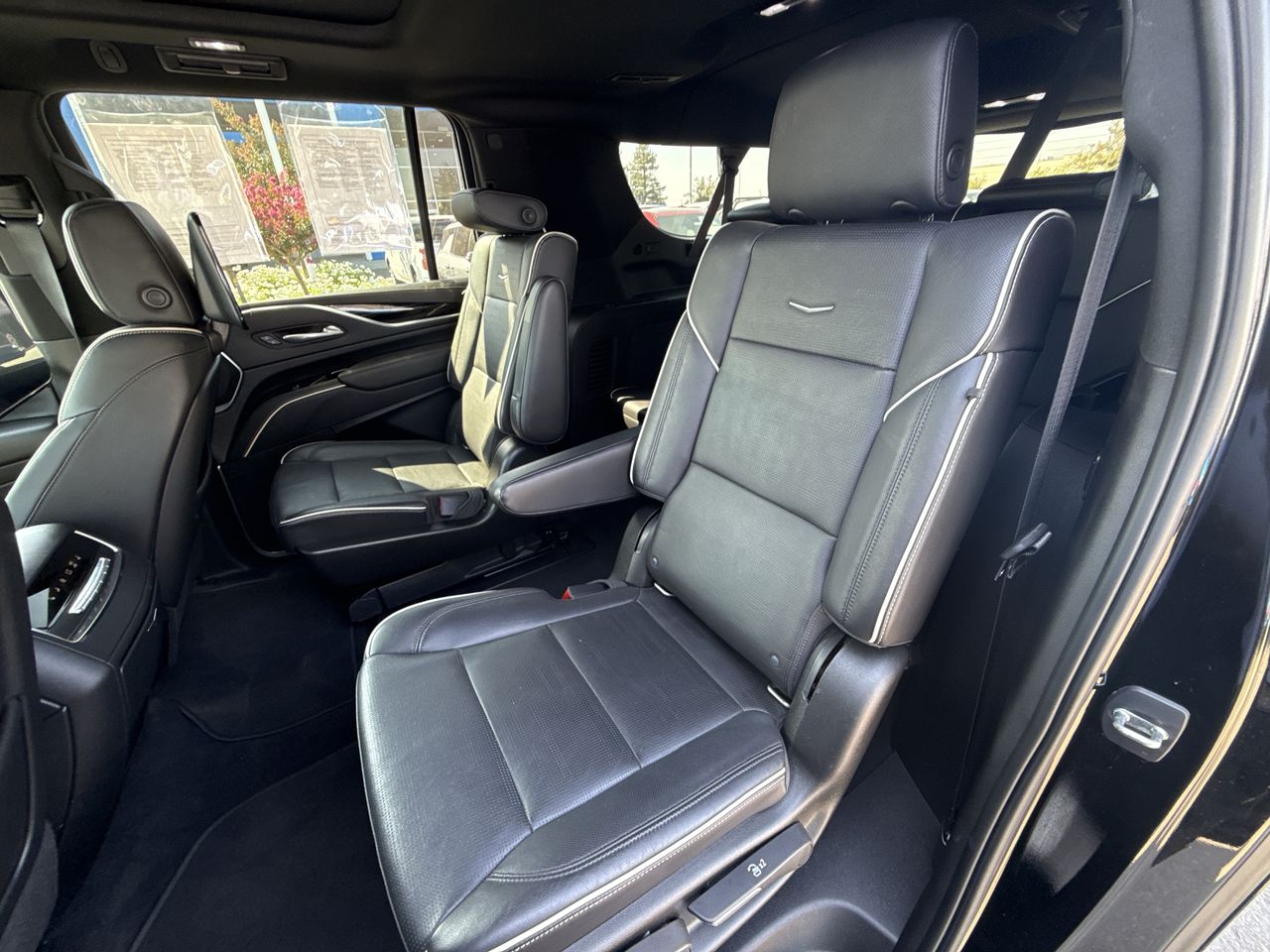 2021 Cadillac Escalade ESV Sport photo 14