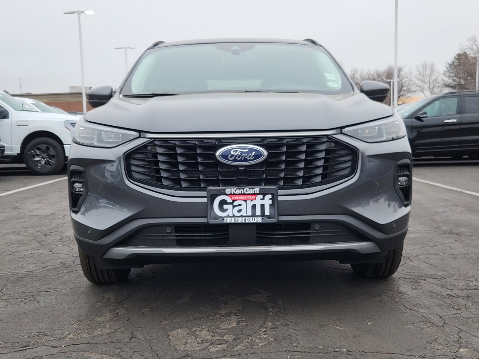 2024 Ford Escape Plug-In Hybrid Premium photo 3