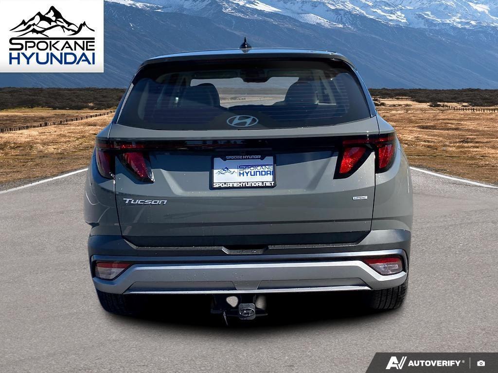 2025 Hyundai Tucson SE photo 4