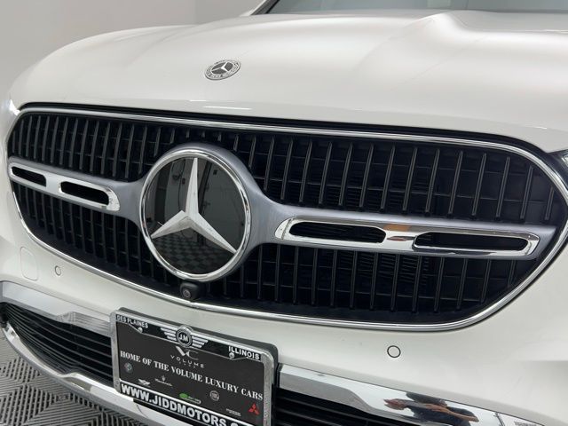 2023 Mercedes Benz GLC 300 4MATIC photo 6