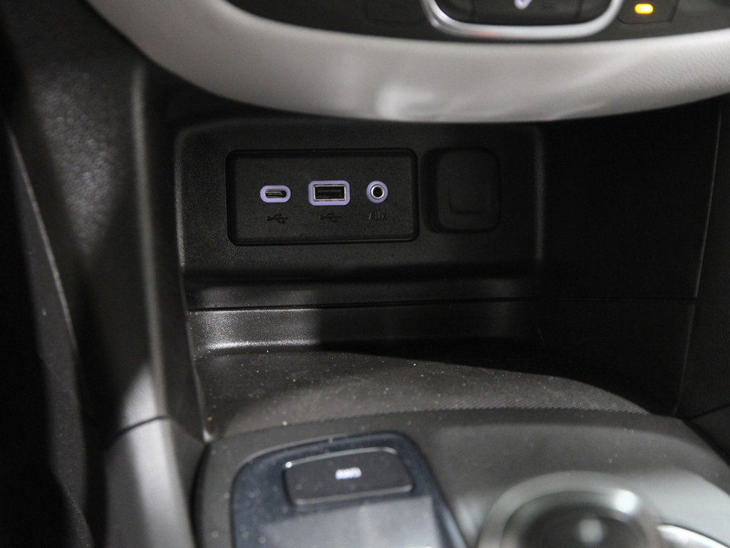 2021 Chevrolet Equinox LS photo 12