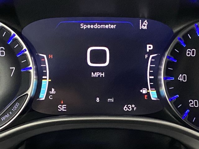 2025 Chrysler Pacifica photo 6