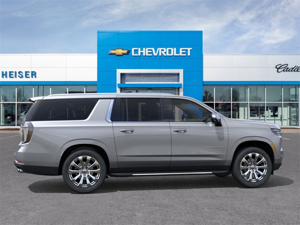 2026 Chevrolet Suburban Premier photo 3