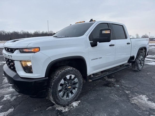 2022 Chevrolet Silverado 2500HD Custom's photo