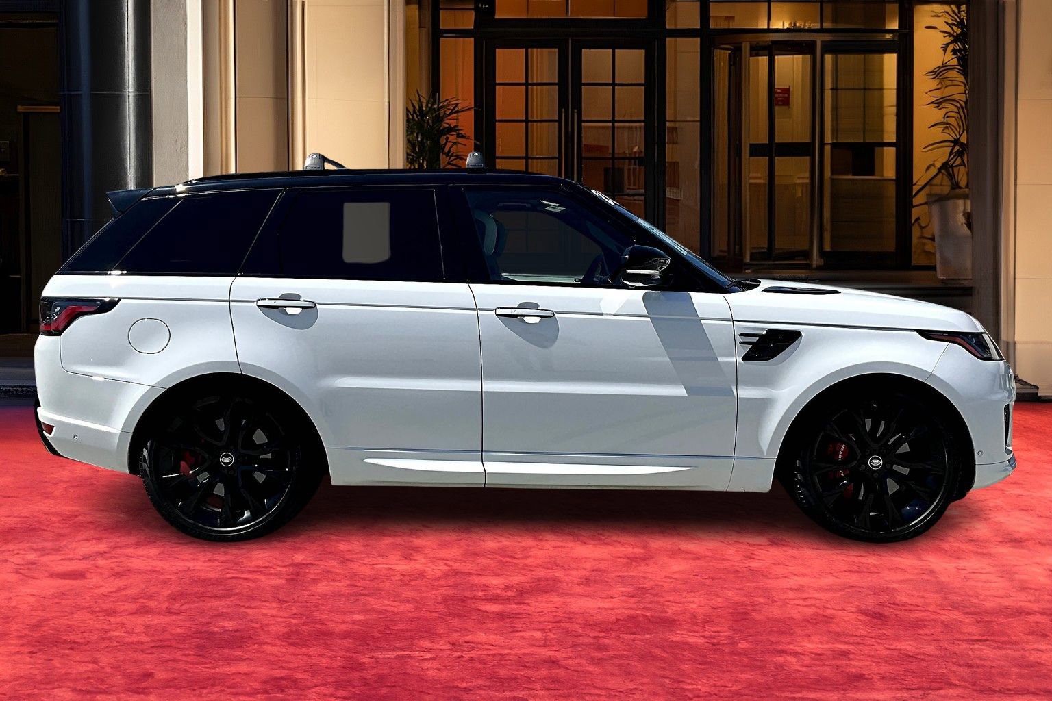 2020 Land Rover Range Rover Sport HST photo 12