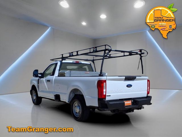 2023 Ford F-250 XL photo 3