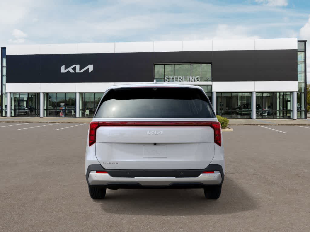 2026 Kia Carnival LXS photo 5