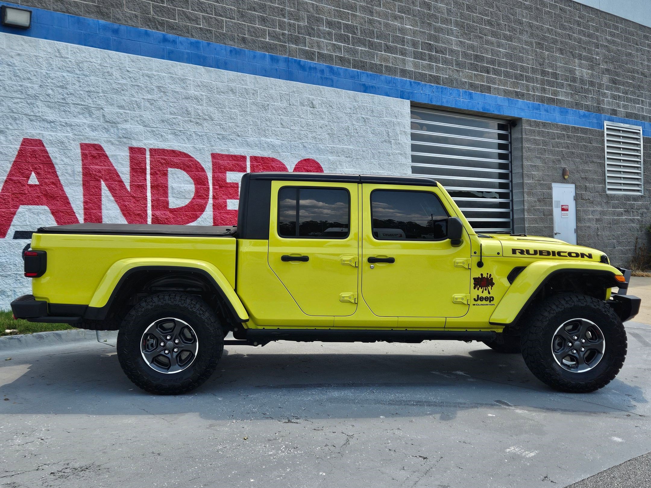 2023 Jeep Gladiator Rubicon photo 7