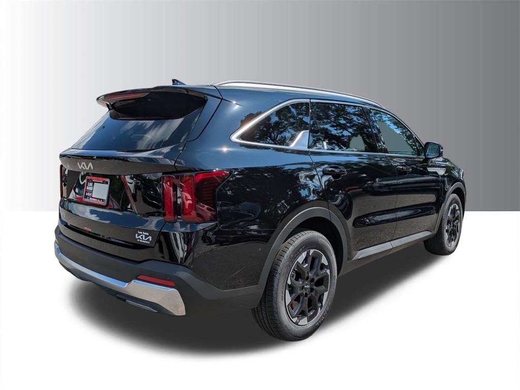 2025 Kia Sorento S photo 3