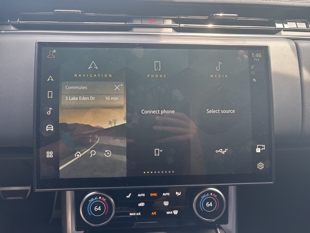 2023 Land Rover Range Rover SE photo 7