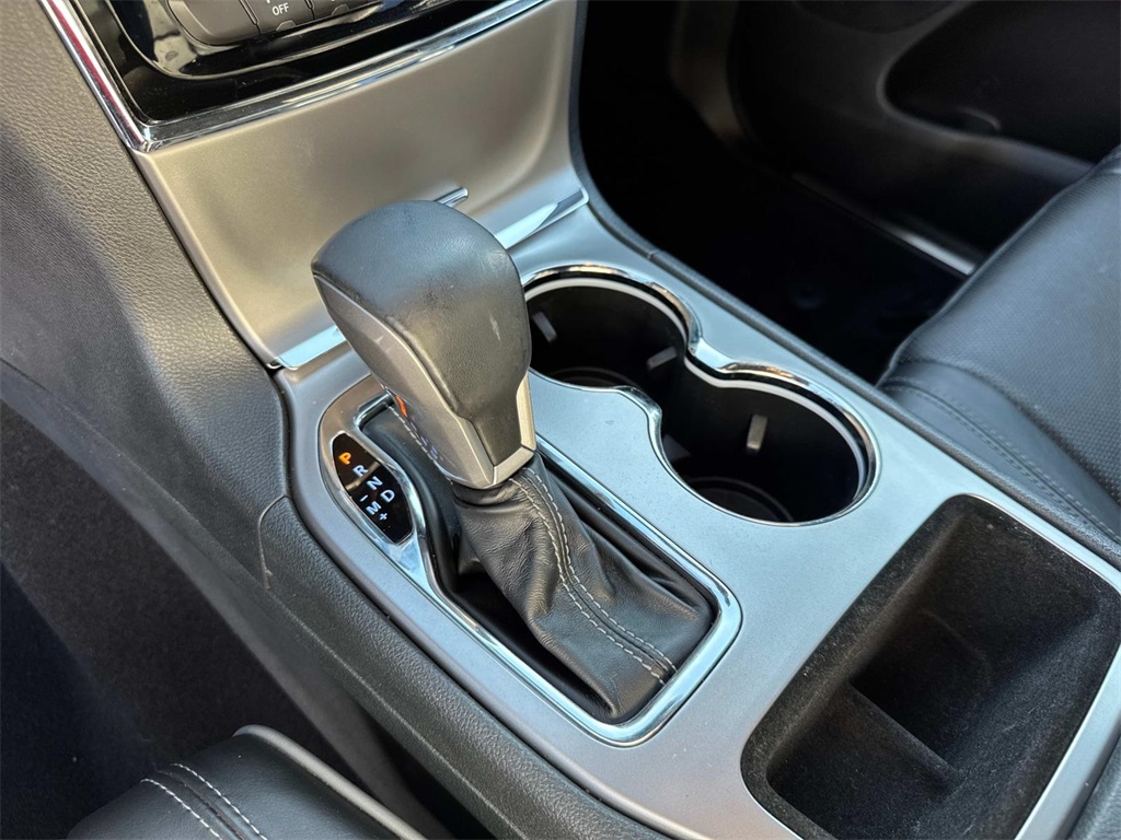 2020 Jeep Grand Cherokee Overland photo 25