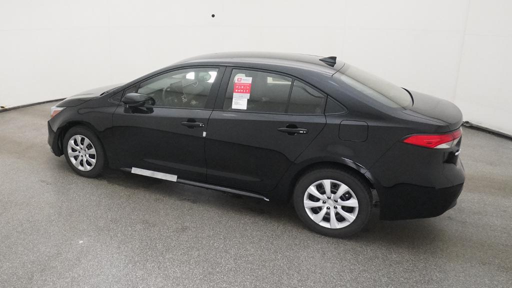 2025 Toyota Corolla Hybrid LE photo 11