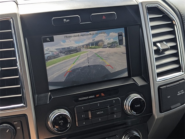 2015 Ford F-150 Lariat photo 20