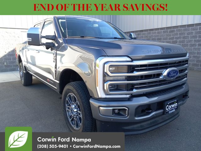 2025 Ford F-350 Super Duty Platinum's photo