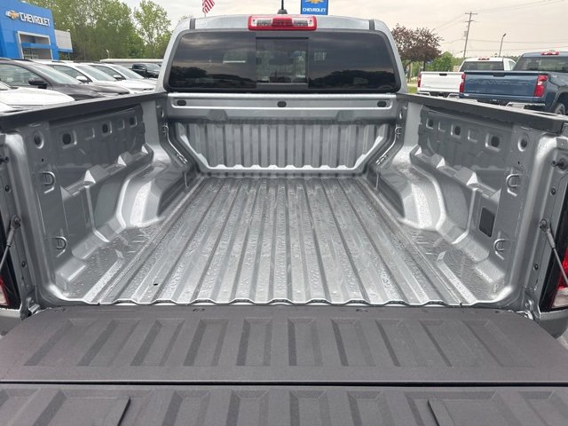 2025 Chevrolet Colorado LT photo 15