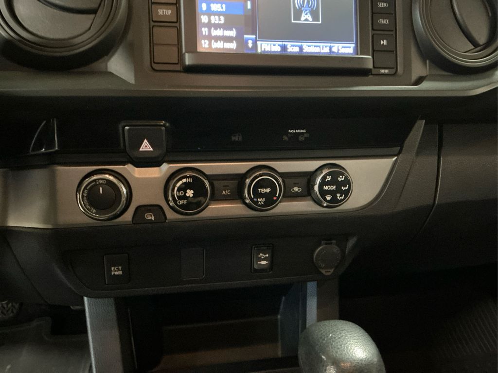 2018 Toyota Tacoma SR photo 12