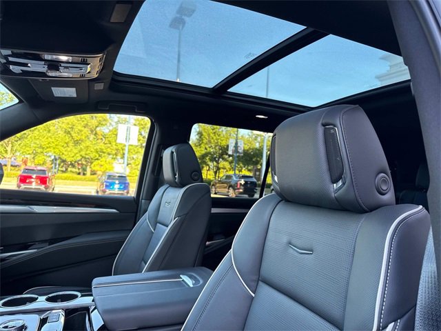 2025 Cadillac Escalade Sport photo 16