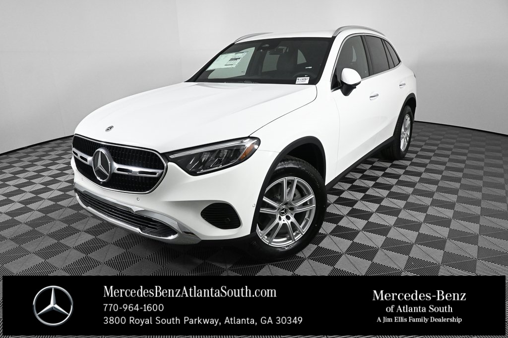 2025 Mercedes-Benz GLC Base's photo