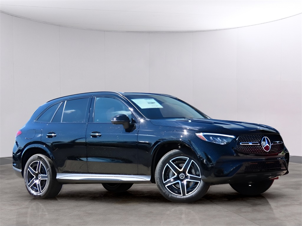 2025 Mercedes-Benz GLC Base