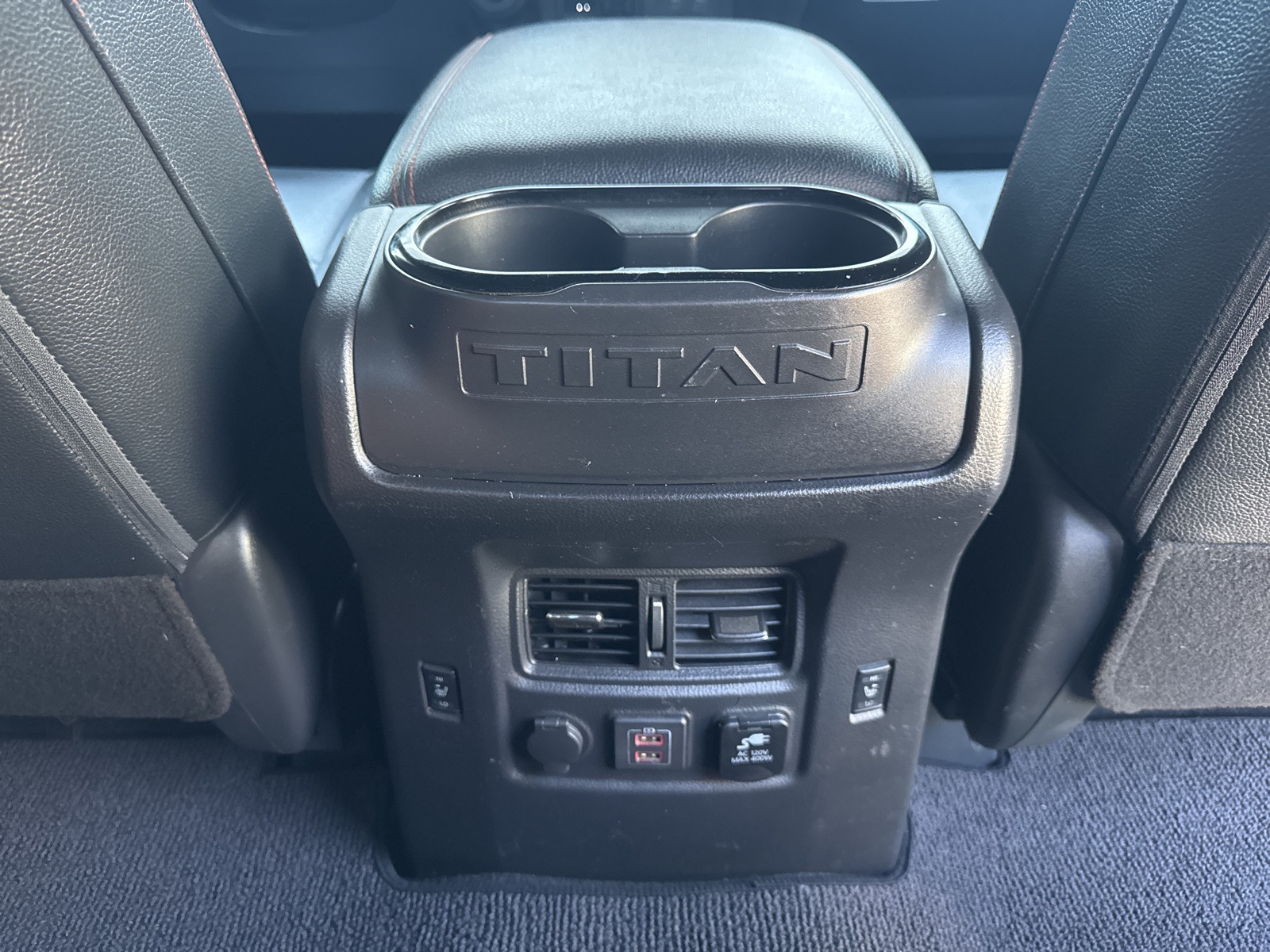 2021 Nissan Titan PRO-4X photo 26