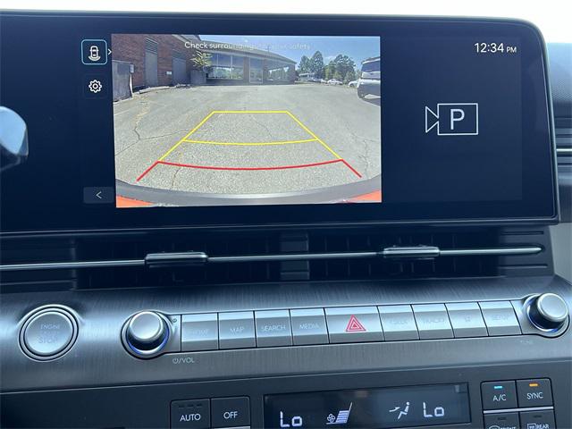 2026 Hyundai Kona SEL photo 3