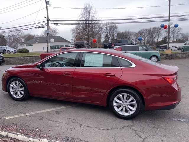 2024 Chevrolet Malibu 1LT photo 3