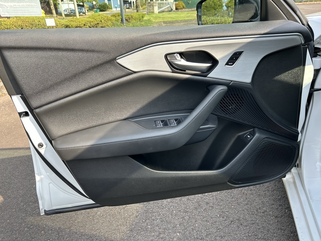 2023 Acura TLX Base photo 10