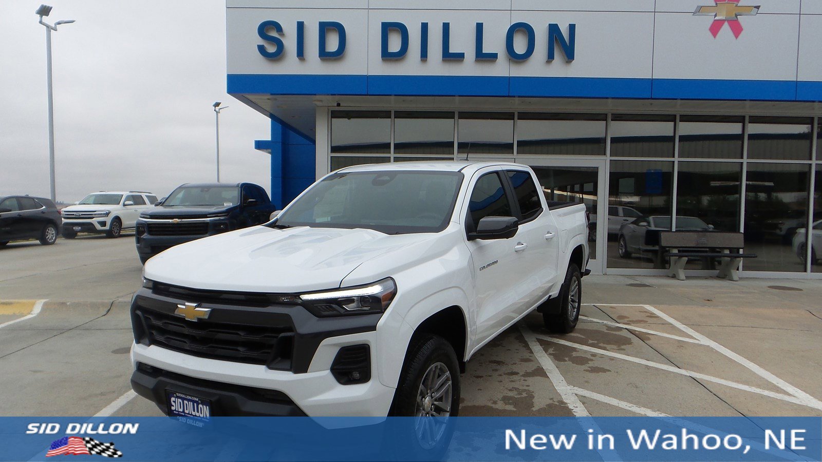 New 2024 Summit White Chevrolet 4WD LT image 1