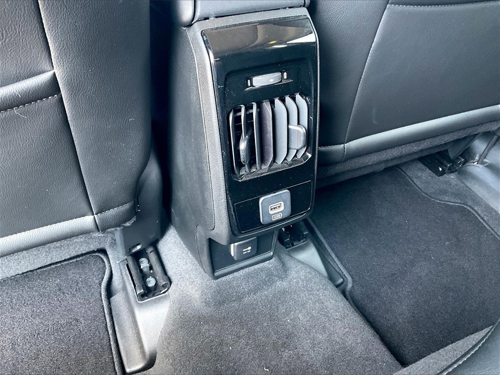 2022 Jeep Compass Latitude Lux photo 26