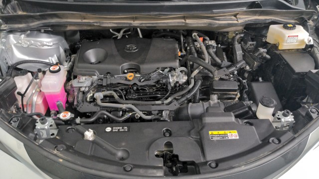 Used 2024 SILVER Toyota XLE image 29