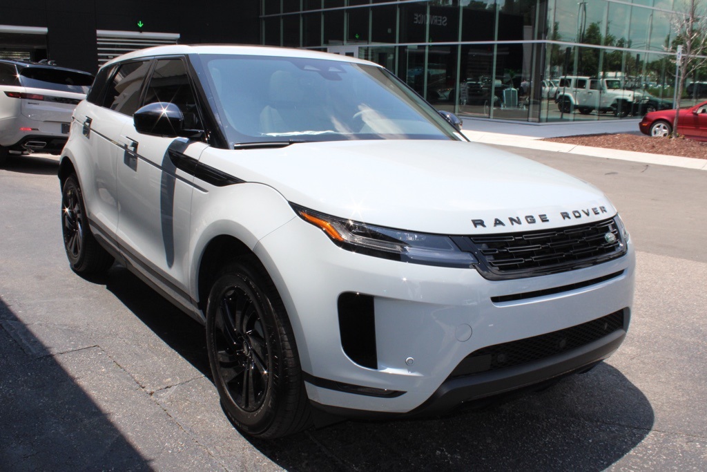 2026 Land Rover Range Rover Evoque S photo 3