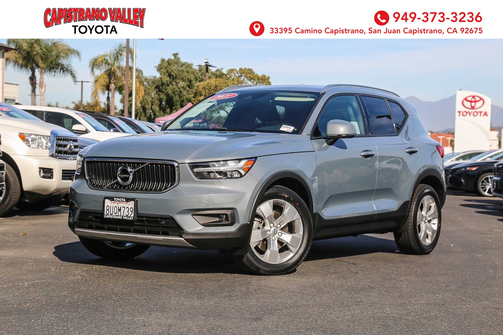 2021 Volvo XC40 Momentum's photo