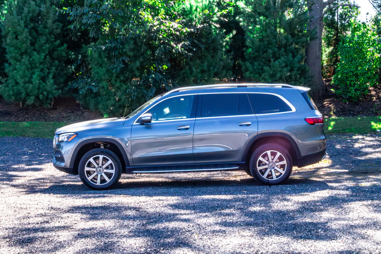 2021 Mercedes Benz GLS 450 4MATIC photo 4