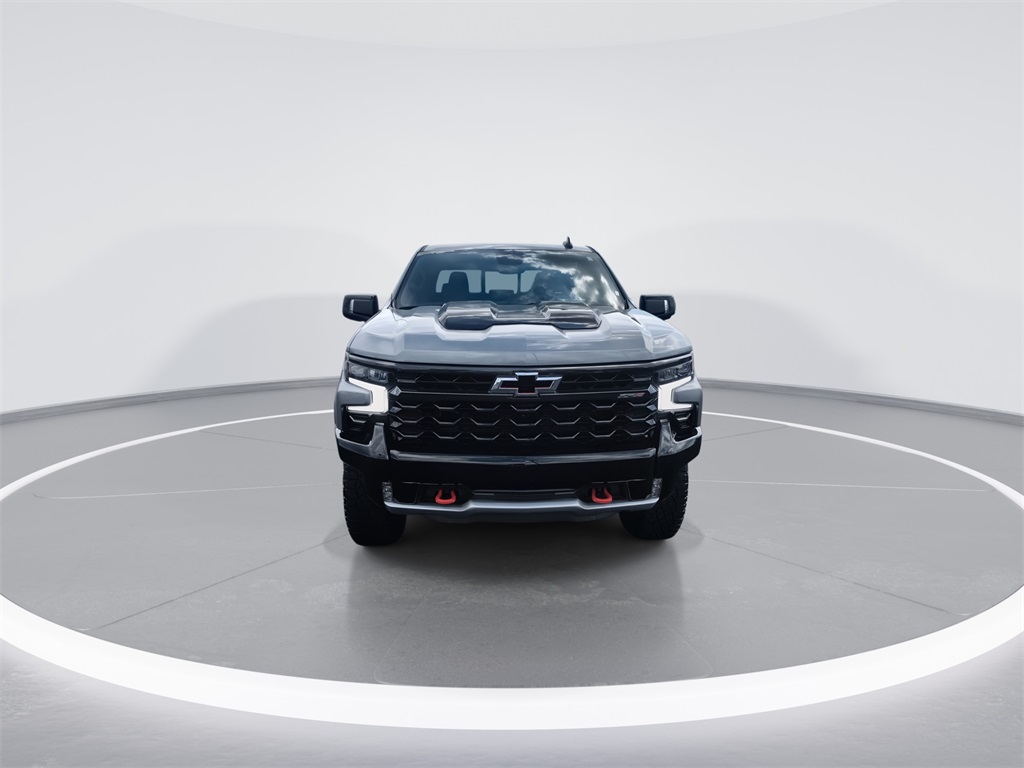 2024 Chevrolet Silverado 1500 ZR2 photo 3