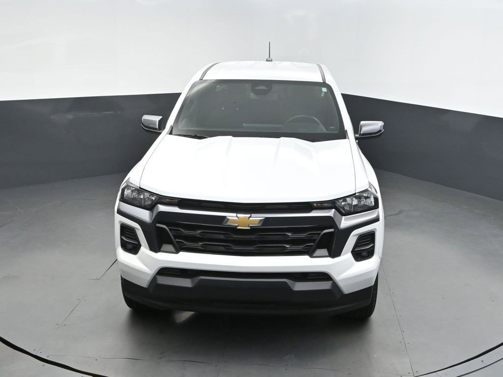 2024 Chevrolet Colorado LT photo 39